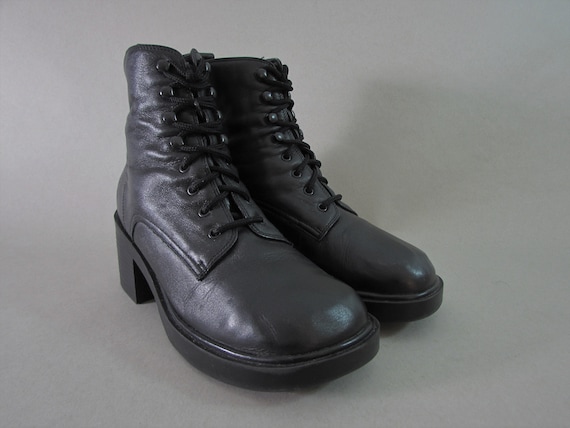 BUTTERY SOFT 90s leather boots platform boots blac