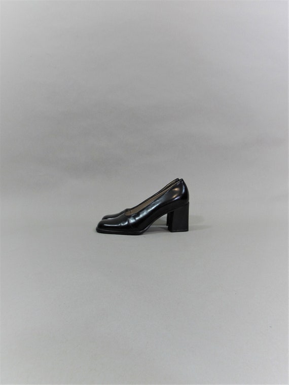 vinTaGe SUPER chunky heel shoes 90s square toe bla