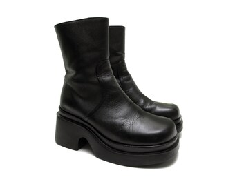 chunky platform boots 90s