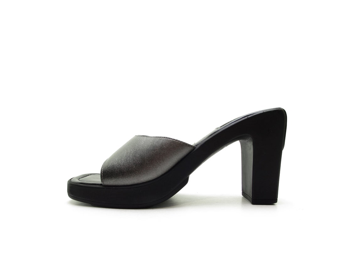 90s square heels