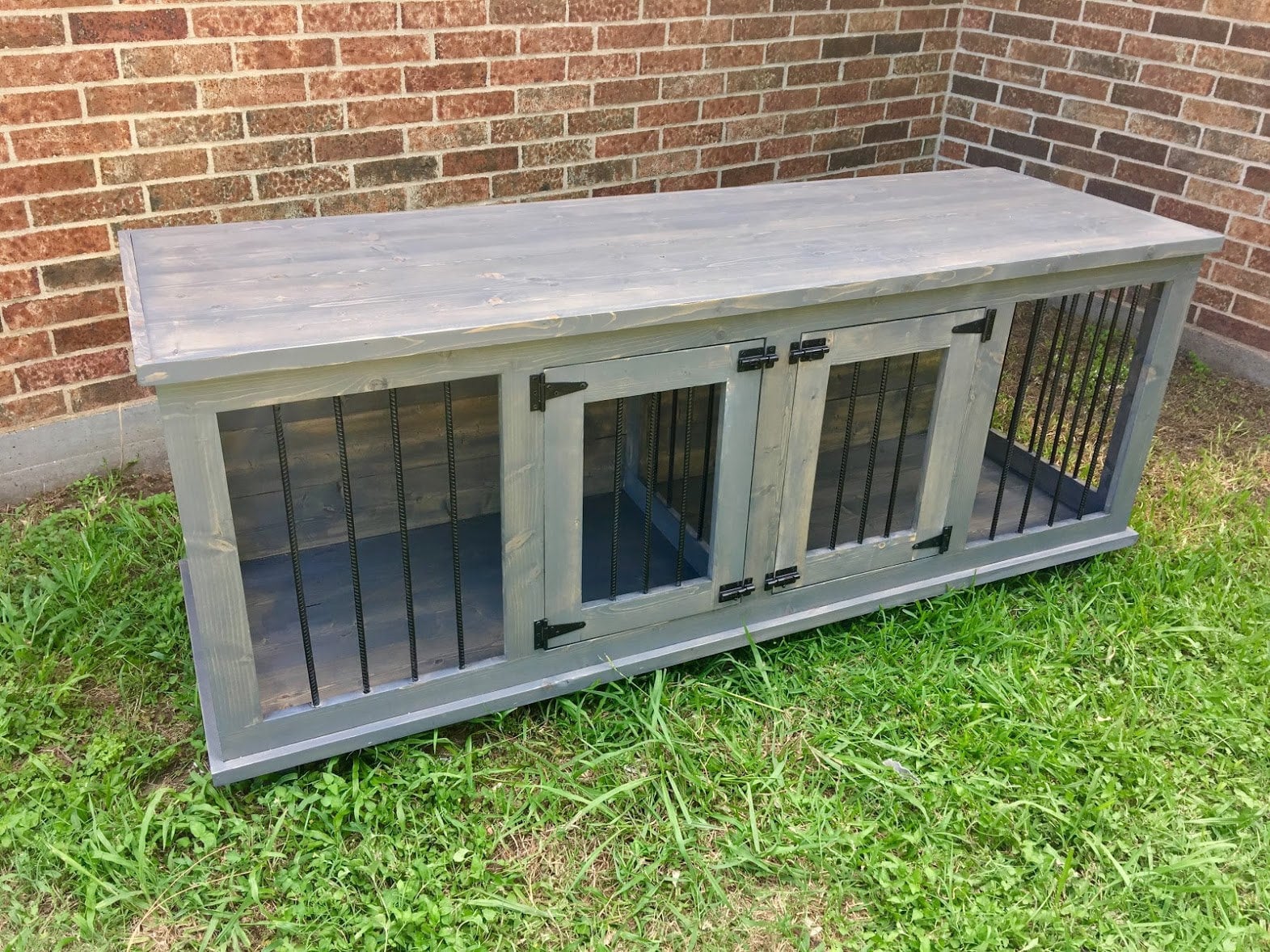 Plans to build your own Wooden Double Dog Kennel DIY Plans 