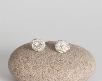 Tiny and organic silver stud earrings, a delicate and original touch, very discrete and subtle •