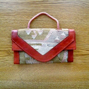 Handgewebte Vintage türkische Kelim echtes Leder Clutch Geldbörse, Vintage Geldbörse, Vintage Clutch, authentische Ledertasche, handgemachte Leder Geldbörse