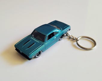 1968 Plymouth Barracuda Formula S Hot Wheels Keychain – Fast Furious Diecast Car