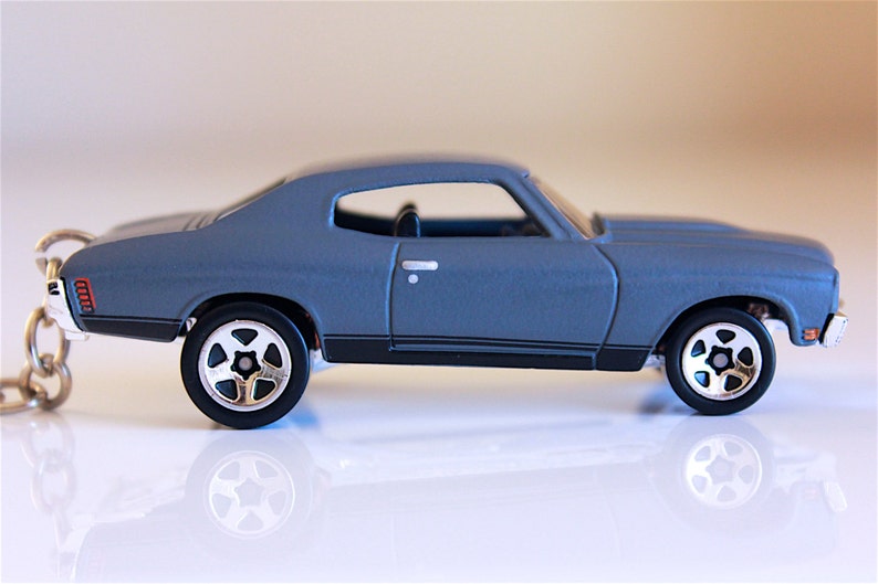 Fast and Furious Hot Wheels Die cast on Key Chain 1970 Chevy Chevelle SS