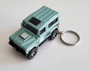 Land Rover Defender 90 - Hot Wheels Die cast on Key Chain