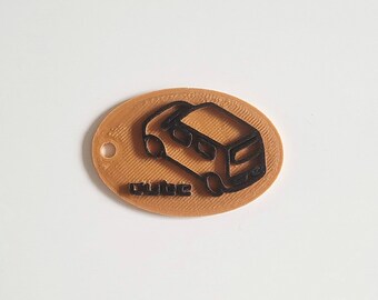 Chaveiro Nissan Cube - Design personalizado e filamento de madeira impresso em 3D