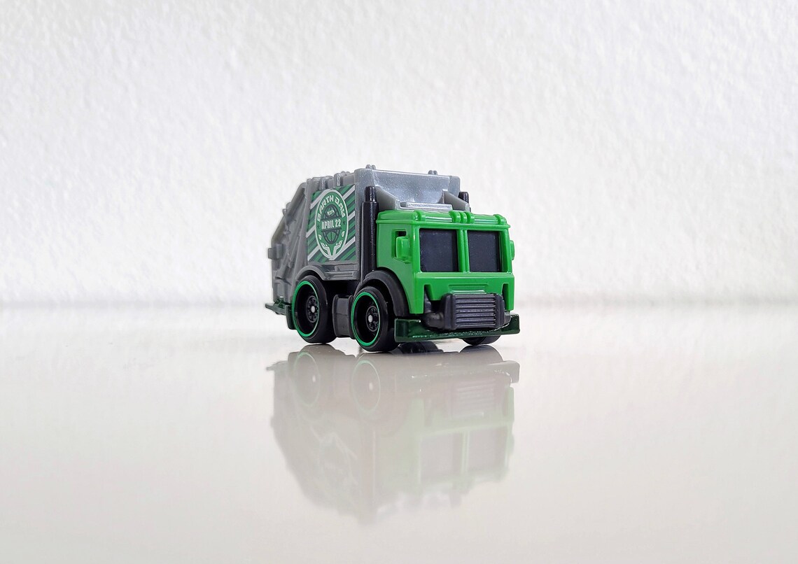 hot wheels garbage truck playset hot wheels garbage truck playset