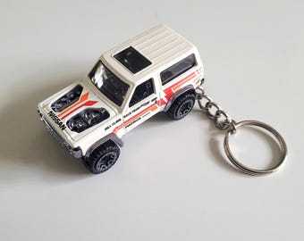 Nissan Patrol - Hot Wheels Die cast on Key Chain