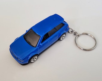 1994 Audi Avant RS 2 - Hot Wheels Die cast on Key Chain
