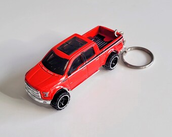 2015 Ford F-150 Pickup Truck - Hot Wheels Die cast on Key Chain