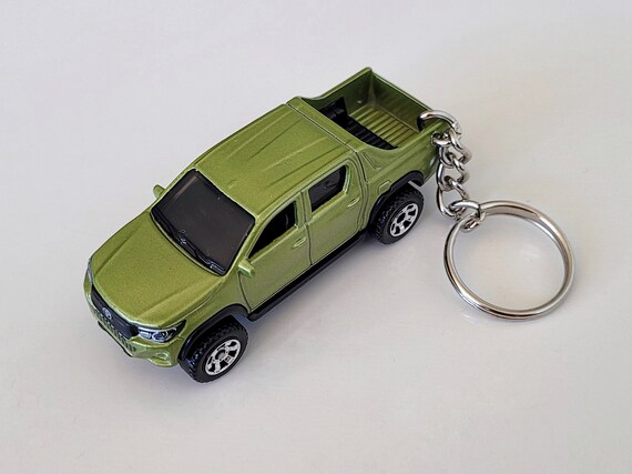 Toyota Hilux Porte cles de voiture moule sous pression Matchbox Etsy France