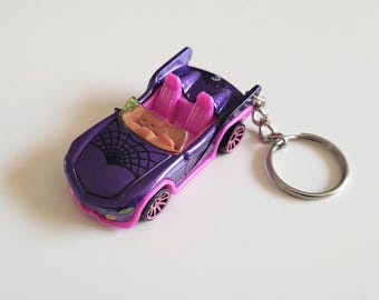 Ghoul Mobile Monster High - Hot Wheels Die cast on Key Chain