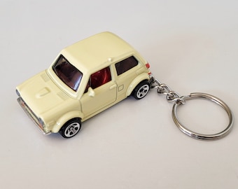1970 Honda N600 - Hot Wheels fundido em chaveiro