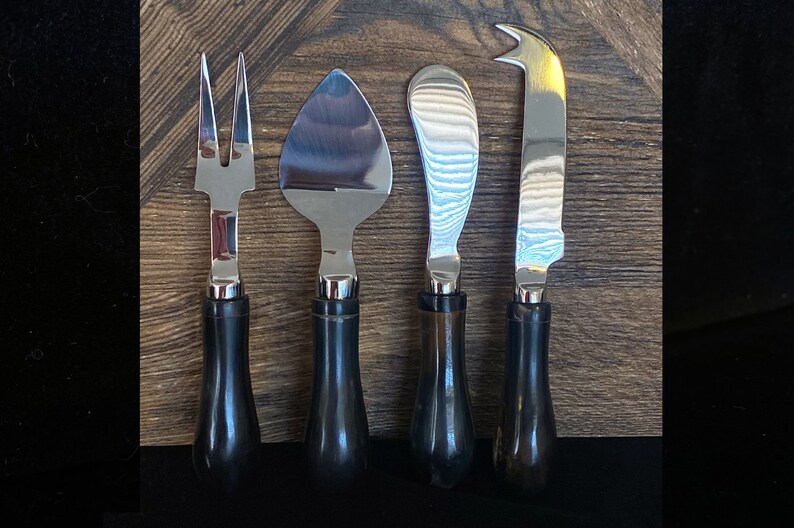 Vintage set of 4 cheese platter knives with horn handles Etsy
