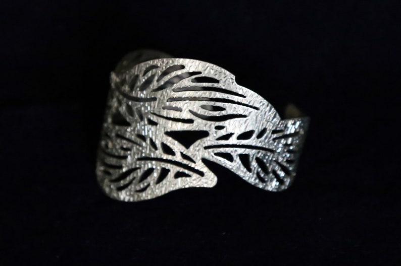 Brass Leaf motif bracelet