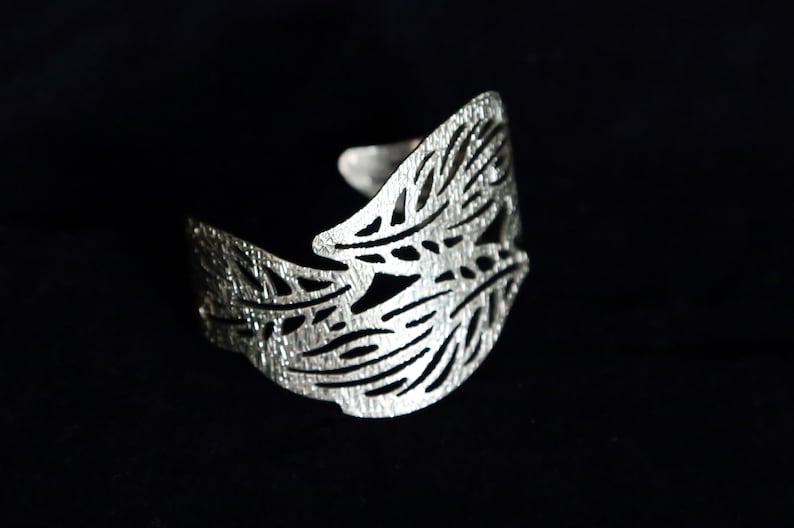 Brass Leaf motif bracelet