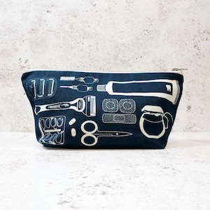 Men's Wash Bag - Made in Britain - Stylish Toiletry Bag - Perfect Gift for Him - Travel Essentials for Men