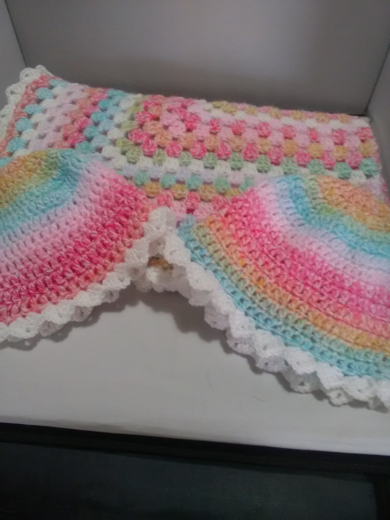 Hand crochet Baby pram blanket made in uk two sizes hats unisex colours White shell edge with two hats babies shawl variagated yarn