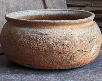 2000-2500 Year old Dong Son Pottery cooking Pot Jar terracotta Storks carving Ancient Culture Asia Antique