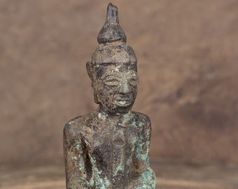 17-18th Century Seated Buddha Bronze Statue Laos Bhumisparsha Mudra Earth Witness