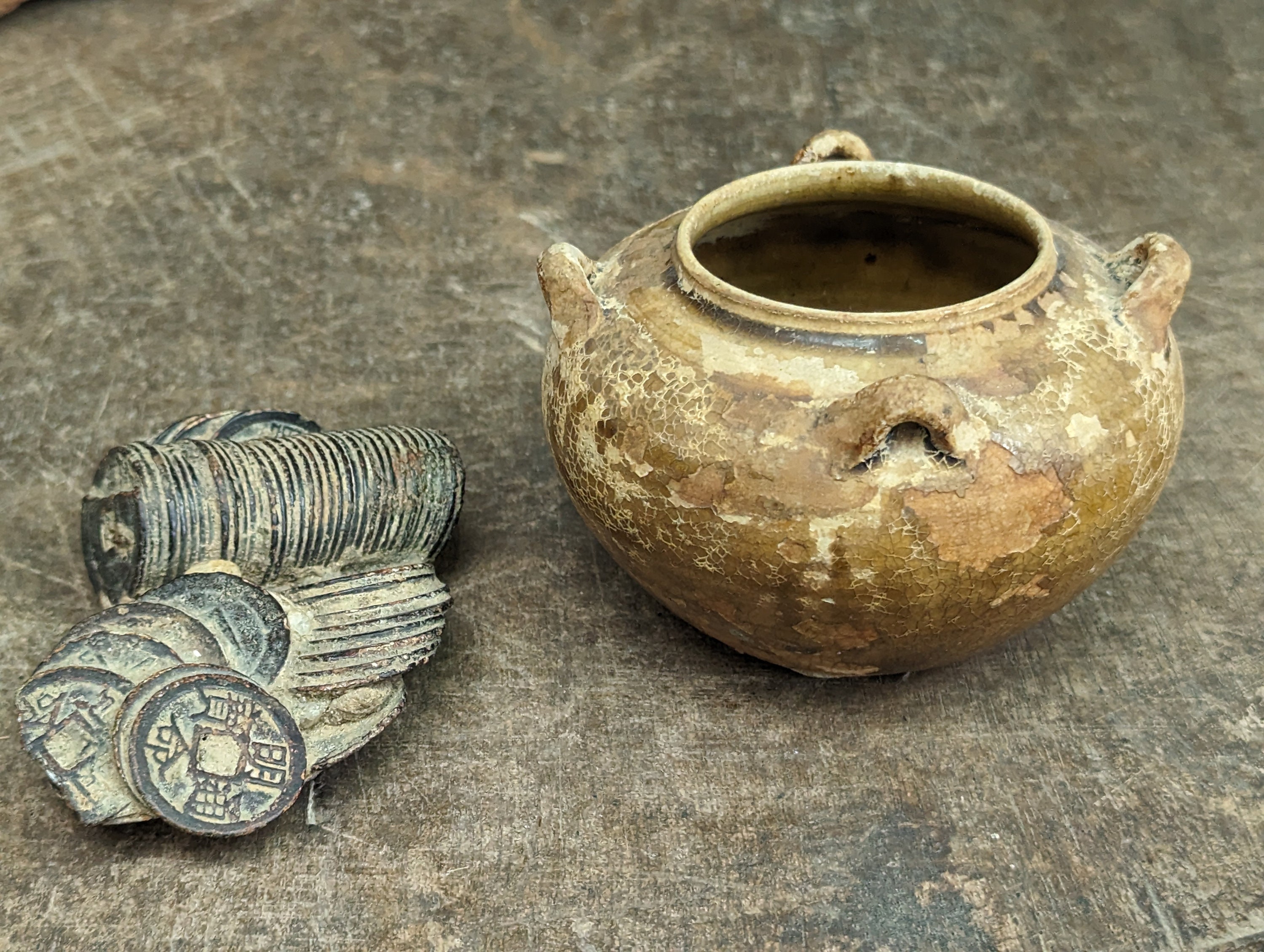 素朴なアンティーク陶器 李朝時代 1009-1225AD ミニチュア