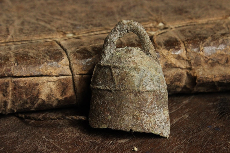 2000-2500 Year old Dong Son Bronze Bell Ancient Culture Asia Antique