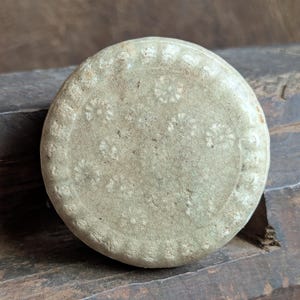 Late Song early Ming Dynasty shipwreck 13th to 15th Century Chinese miniature pot box case lid makeup Pottery celadon glaze Ceramic Antique