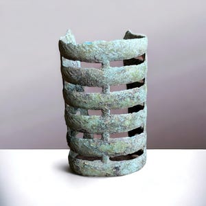 Ancient bronze age bracelet 2000-2500 year old Dong Son Armlet Culture Southeast Asia antique rare find collectible Vietnam History artifact