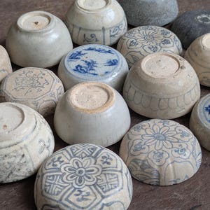 難破船から発見された陶器の壺 15世紀～16世紀 ベトナム ホイアンの陶器の宝庫 青白陶器 アンティーク 小型 収集品 メイクアップ 8種類から選択可能