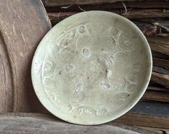 Ly Tran Dynasty 11th-14th century dish Pottery Glazed molded Vietnam Ceramic Antique Buddhist art