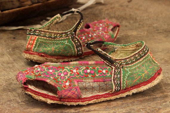 Stunning Vintage Tribal Handmade sandals Embroide… - image 8