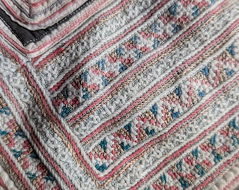 Yao embroidered collar vest tribal fabric Ethnic costume decor decal cotton patchwork fabric