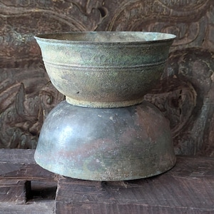 Han Dynasty pair of bronze bowls 2000 Year old Chinese Ancient Culture Asia Antique original patina genuine two pieces artifacts
