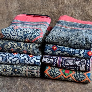 Portabebés vintage Hmong, batik índigo, usado, tela tribal teñida, artesanía decorativa, hermoso arte antiguo, edredón, camino de mesa, elección de 8 piezas