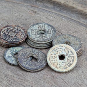 Nguyen Dynasty 1700s 1800s bronze coins stacks coin rolls river finds treasure antique