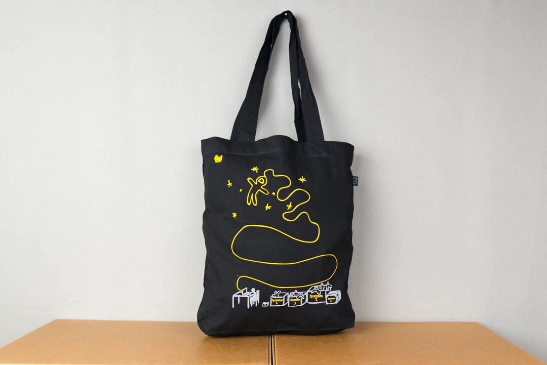 Metero Astronaut Print Pattern Leather Tote Bag main image 0