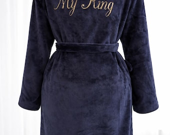Mens Embroidered Non Hooded Soft Robe – Custom Embroidered Gift
