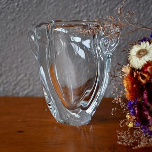 Vase de la Manufacture de Sèvre cristal épais et transparent style artisanal vintage et bohème