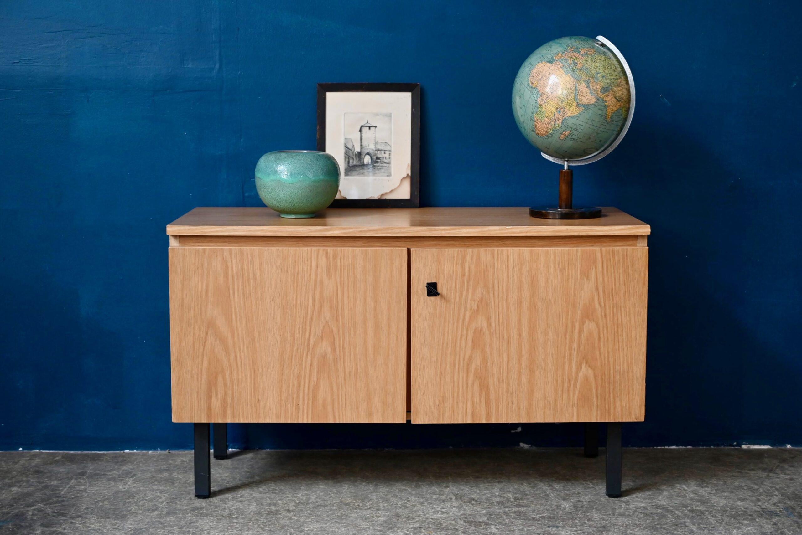 Commode Enfilade Meuble D'entrée Buffet Design Teinte Bois Clair Style Vintage Scandinave Moderniste