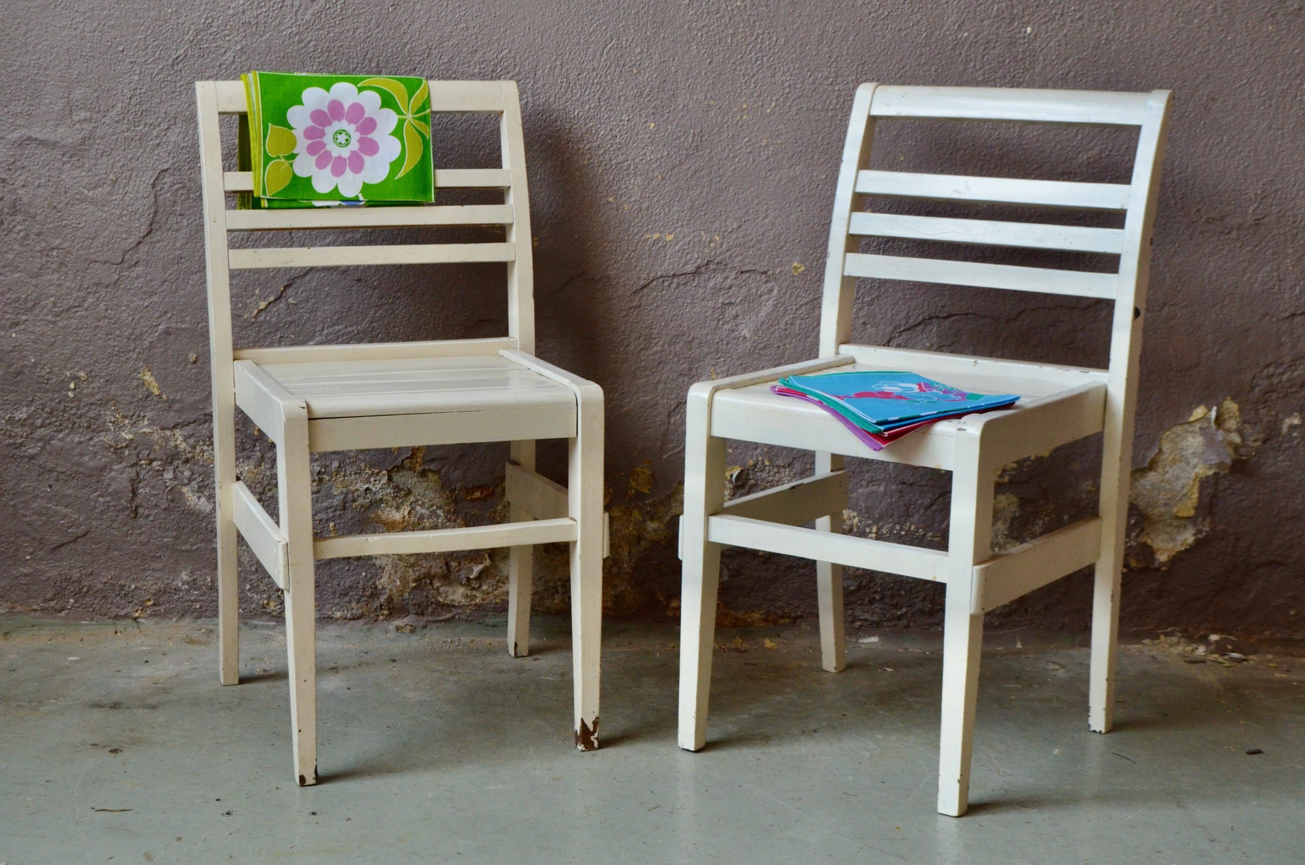 Paire De Chaises Reconstruction