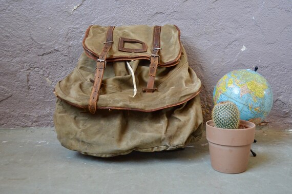 Hiking backpack antique walk with military look