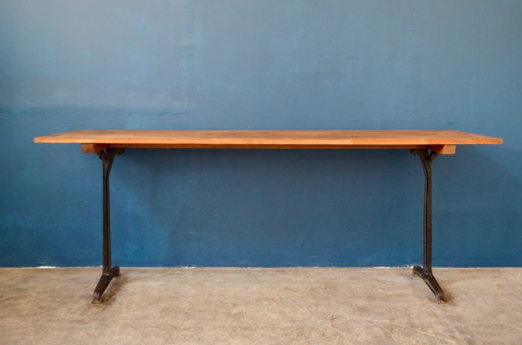 Grande table ancienne