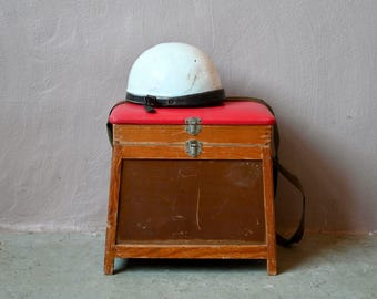 Coffre siège de pêche en bois et skaï, tabouret de pêcheur | Selency