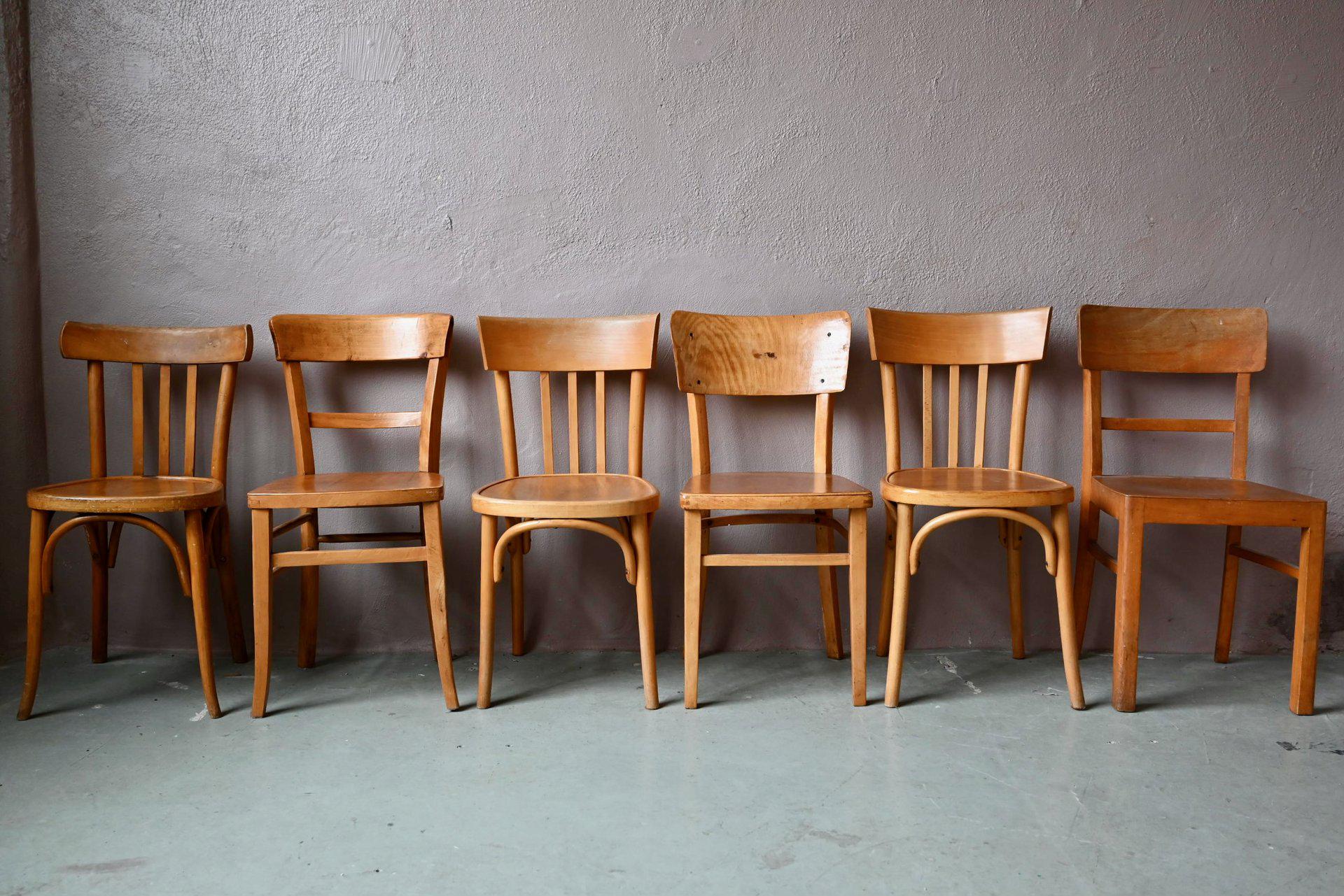 Série De 6 Chaises Bistrot Dépareillées Années 60 Hêtre Doré Style Bohème