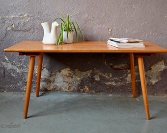 Table basse ancienne tout bois aux pieds compas style bohème scandinave chalet ferme rustique et campagne chic