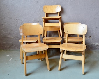 Chaise enfant en bois vintage