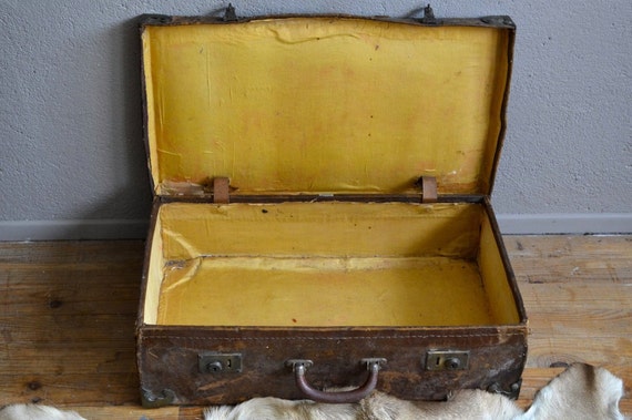 Vintage Retro Leather Suitcase 40s Boho Rustic Wabi Sabi
