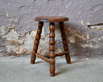 Farmhouse tripod stool with brutalist boho and country chic spirit