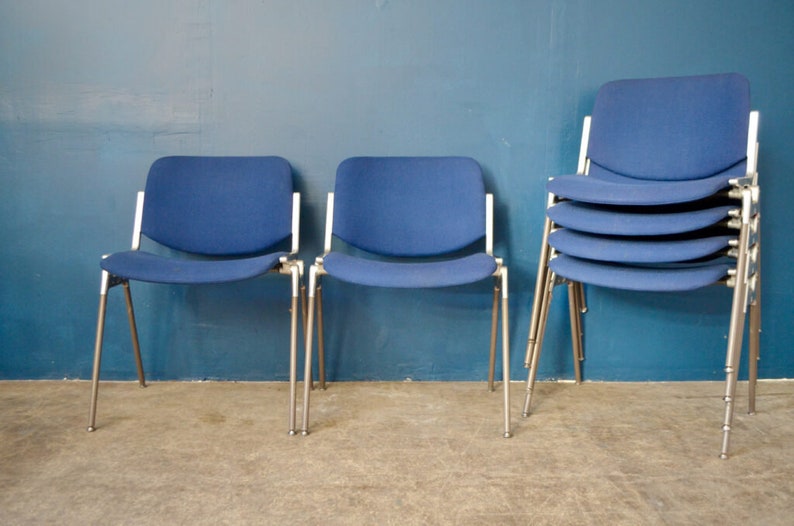 Chaise bleue DSC par Giancarlo Piretti pour Castelli, 1960s. Design Italien vintage et moderniste siège de cuisine ou de bureau image 2